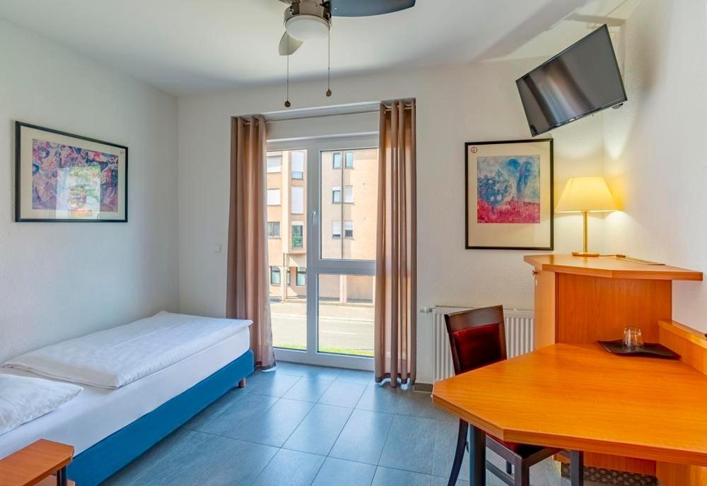 Heilbronner Hotel Am Schoenen Theater المظهر الخارجي الصورة